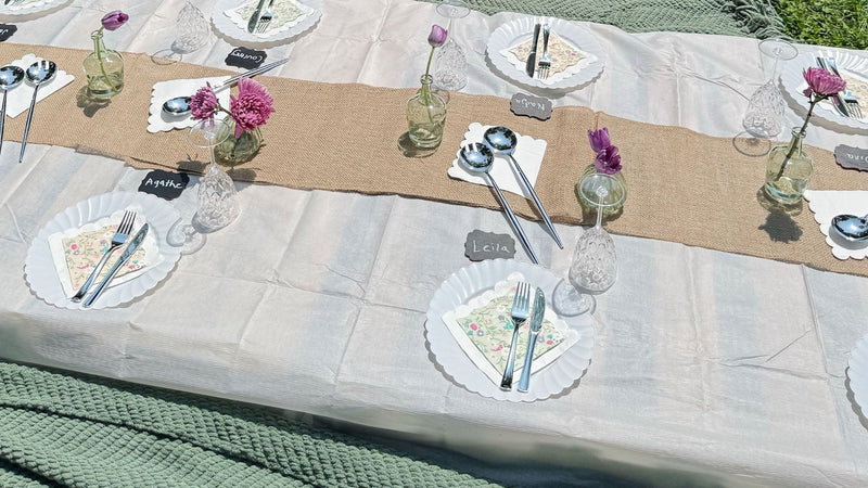 Throw the Perfect Picnic with Friends