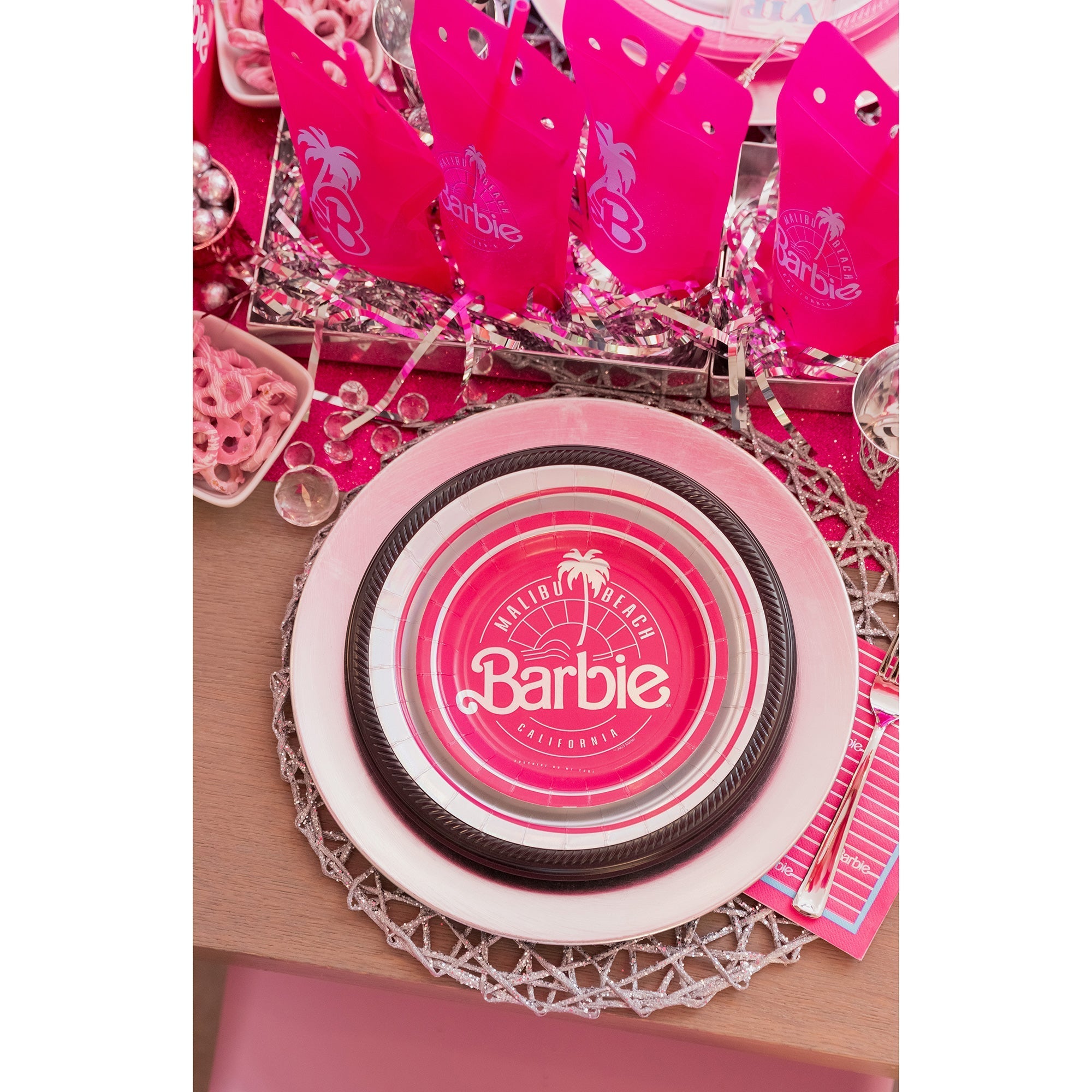 Petites assiettes rondes en papier de Barbie Malibu