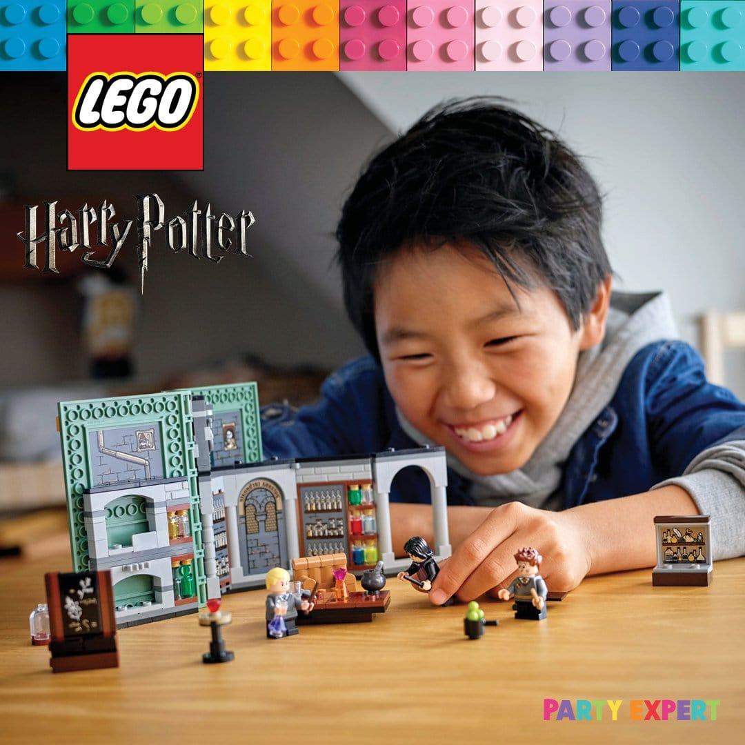 Hogwarts™ Moment: Potions Class 76383 | Harry Potter™ | Buy online at the  Official LEGO® Shop FR