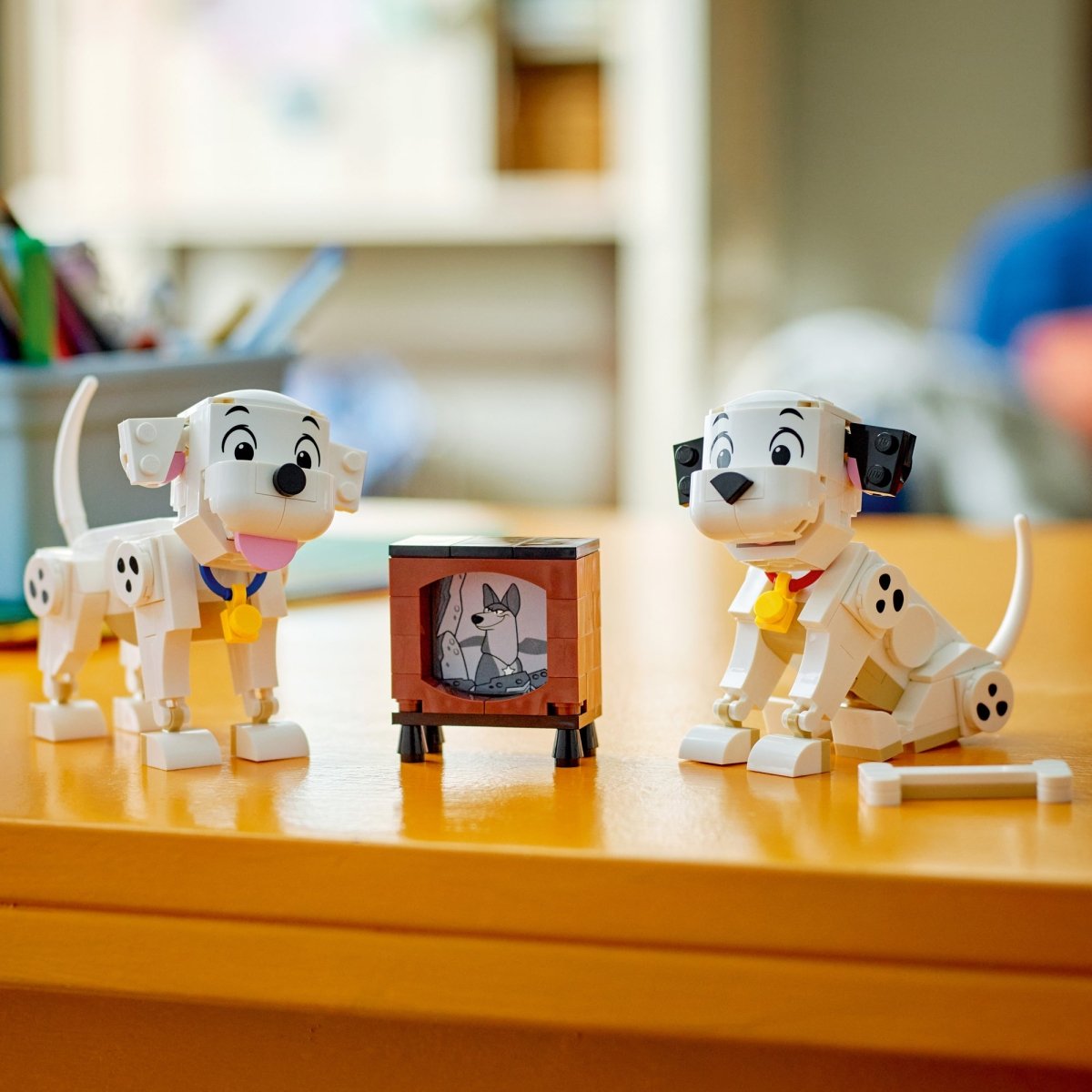 LEGO Disney Lucky & Penny 101 Dalmatians Puppies, 43271 | Party Expert