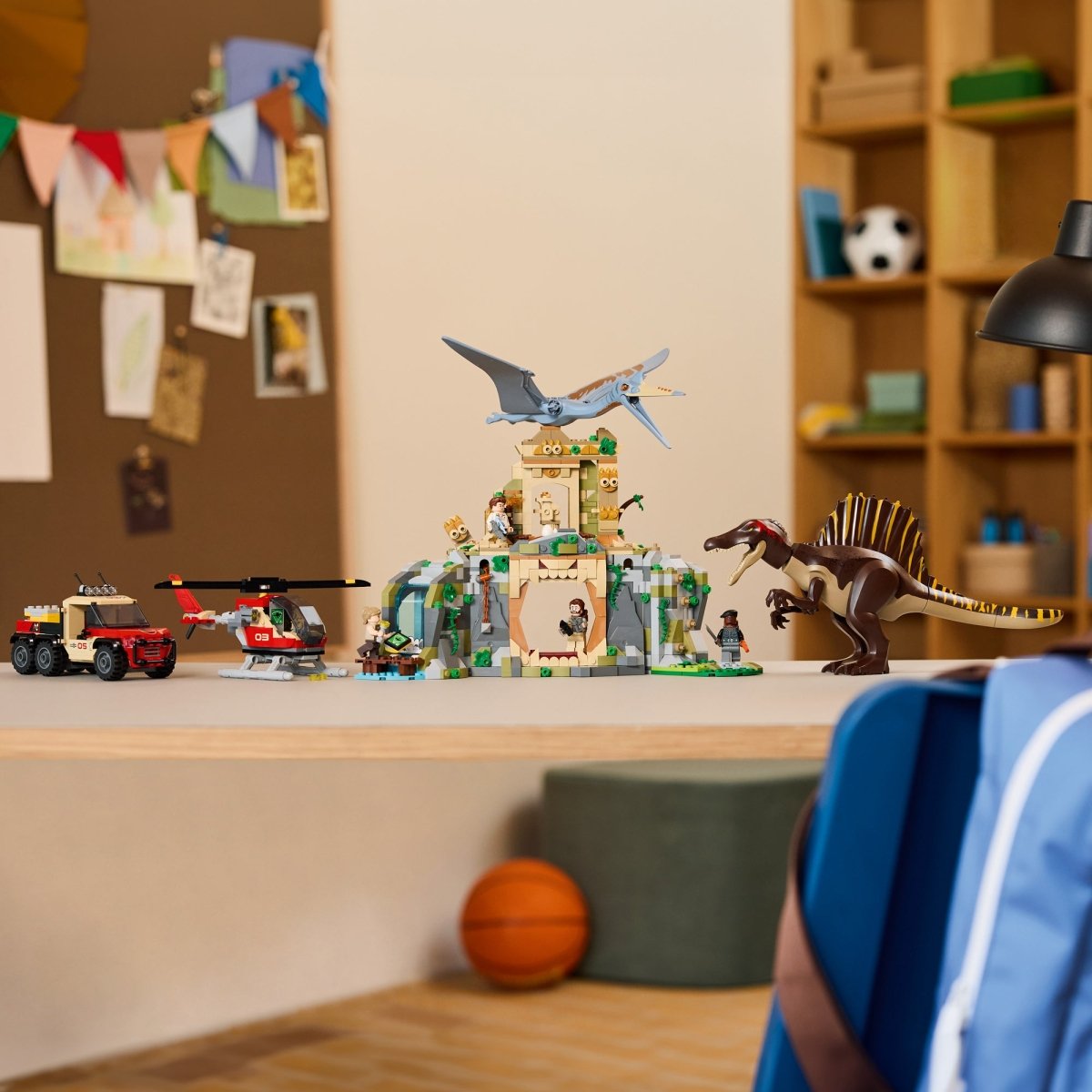 LEGO Jurassic World Spinosaurus Quetzalcoatlus Air Mission