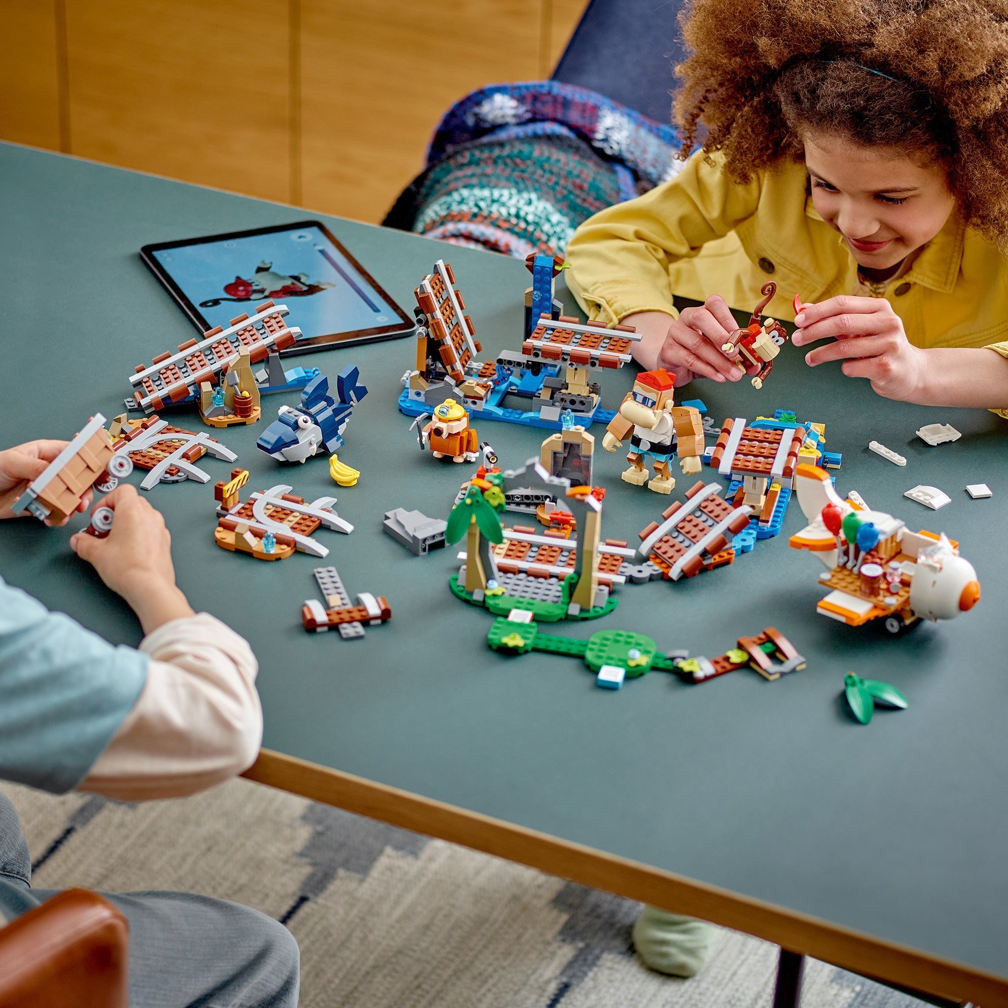 LEGO Super Mario Diddy Kong's Mine Cart Ride, 71425 | Party