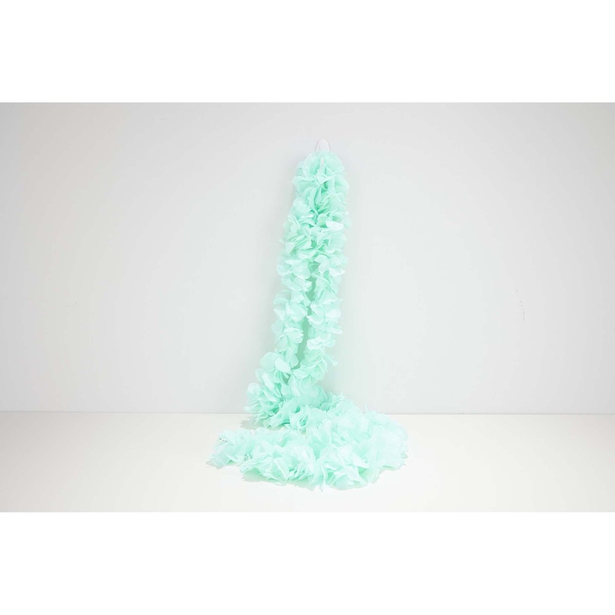 LIANGSHAN DAJON GIFTS & TOYS Theme Party Mint Green Pastel Flower Garland, 7 Feet 601471393002