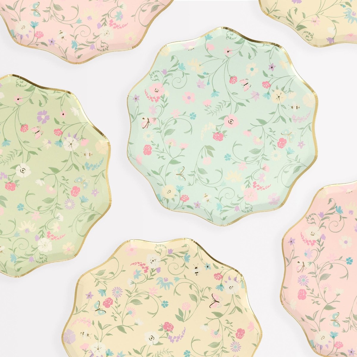 Meri Meri Everyday Entertaining Floral Large Lunch Paper Plates, Ladurée, 10.5 Inches, 8 Count