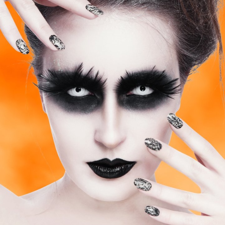Halloween Contact Lenses