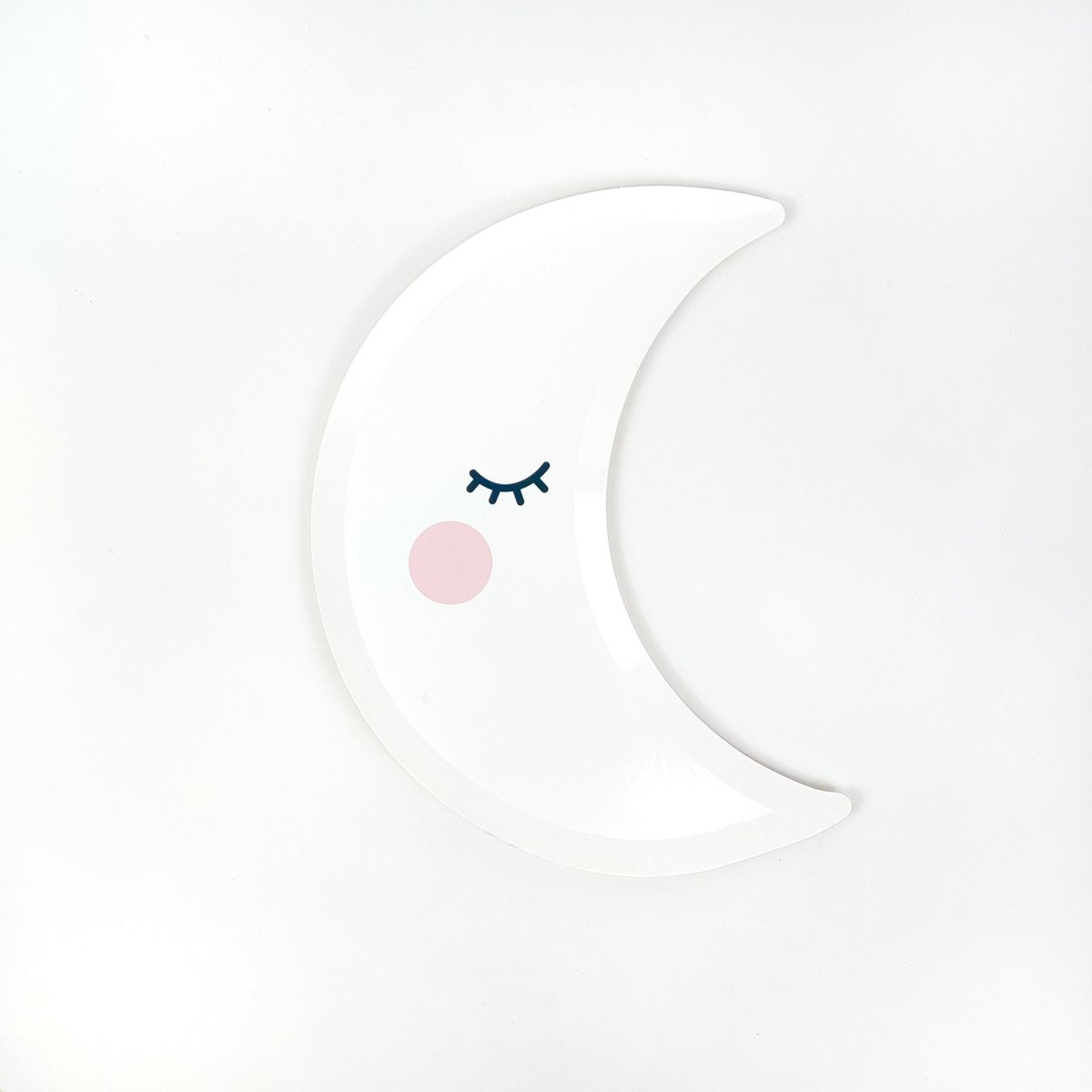 YIWU SANDY PAPER PRODUCTS CO., LTD Everyday Entertaining Large Moon-Shaped Lunch Paper Plates, 9 Inches, 8 Count 810120718385