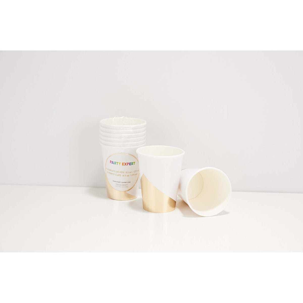 YIWU SANDY PAPER PRODUCTS CO., LTD Everyday Entertaining White & Gold Strip Cups, 9 Oz, 8 Count 810077651094