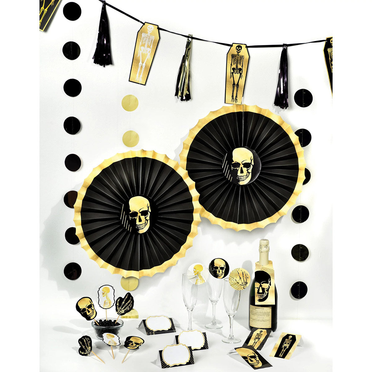 AMSCAN CA Halloween Glam Boneyard Bar Decorating Kit 192937338766